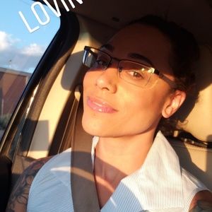 Meet your Posher, Jasmine